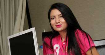 Five Vi Ungkap Sulit Bertemu Sejak Anak Usia 5 Bulan